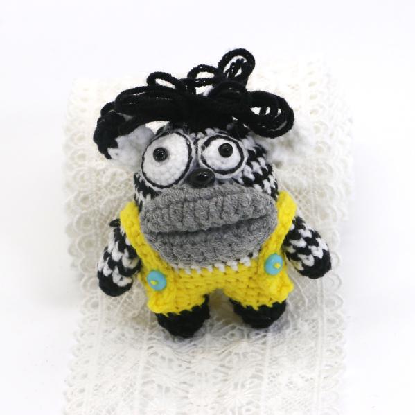 Quality Needle Hook Knitting Doll Key Chain Big Lips Colored Handmade 8cm Size ODM for sale