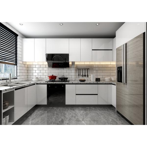 Customizable kitchen cabinet with premium countertop options