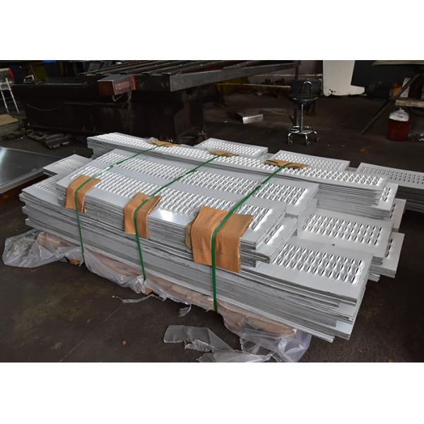 4mm Thick Perforated Checkered Sheet Punch Round Anti Skid Plate