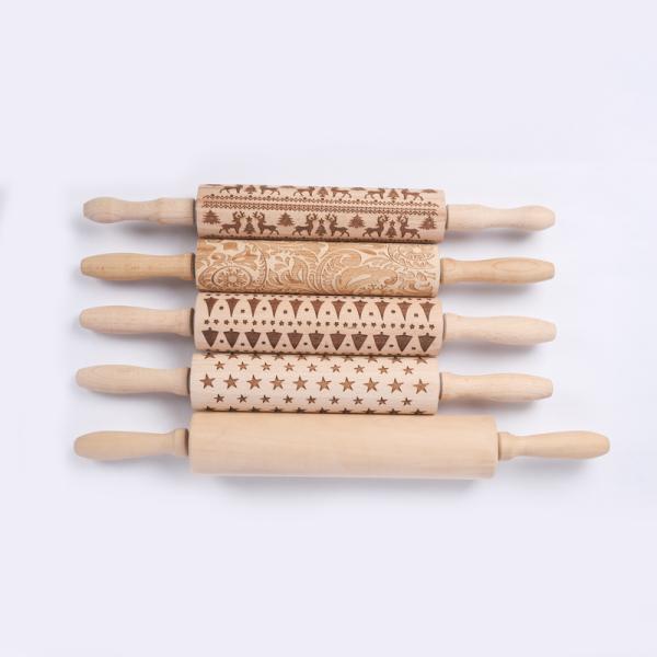 3D Christmas Pattern Wooden Baking Tools Engraved Kitchen Long Wooden Rolling Pin