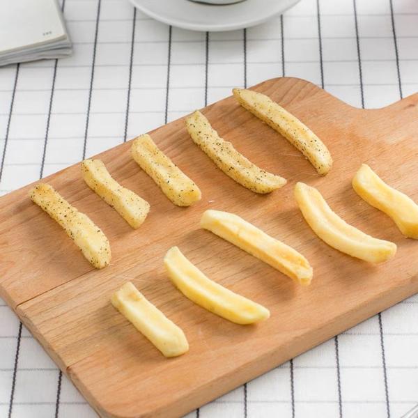 Salty Dried Fruits Vegetables Crispy Delicious Fried Potato Strips