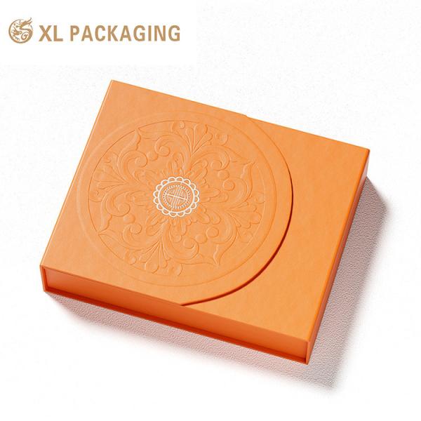 Custom Logo Luxury Embossing Texture Chocolate Candy Cardboard Packaging Box with Rigid Paper Box