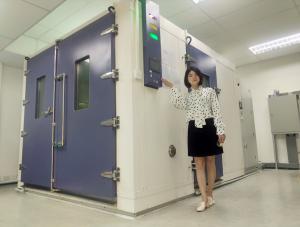 China LIYI Touch Screen Walk In Climatic Chamber Reliability Testing Controlled wholesale