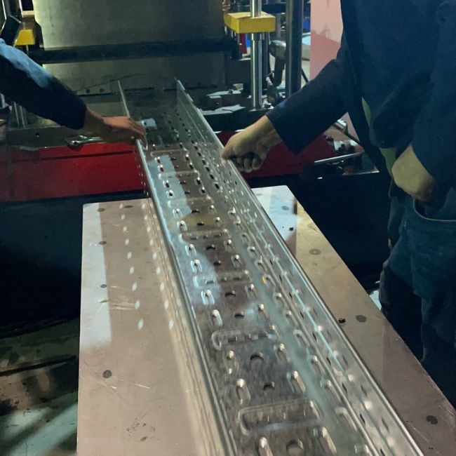 Electrical Cable Tray Production Line 10m/Min-12m/Min Q235Mpa Yield Strength