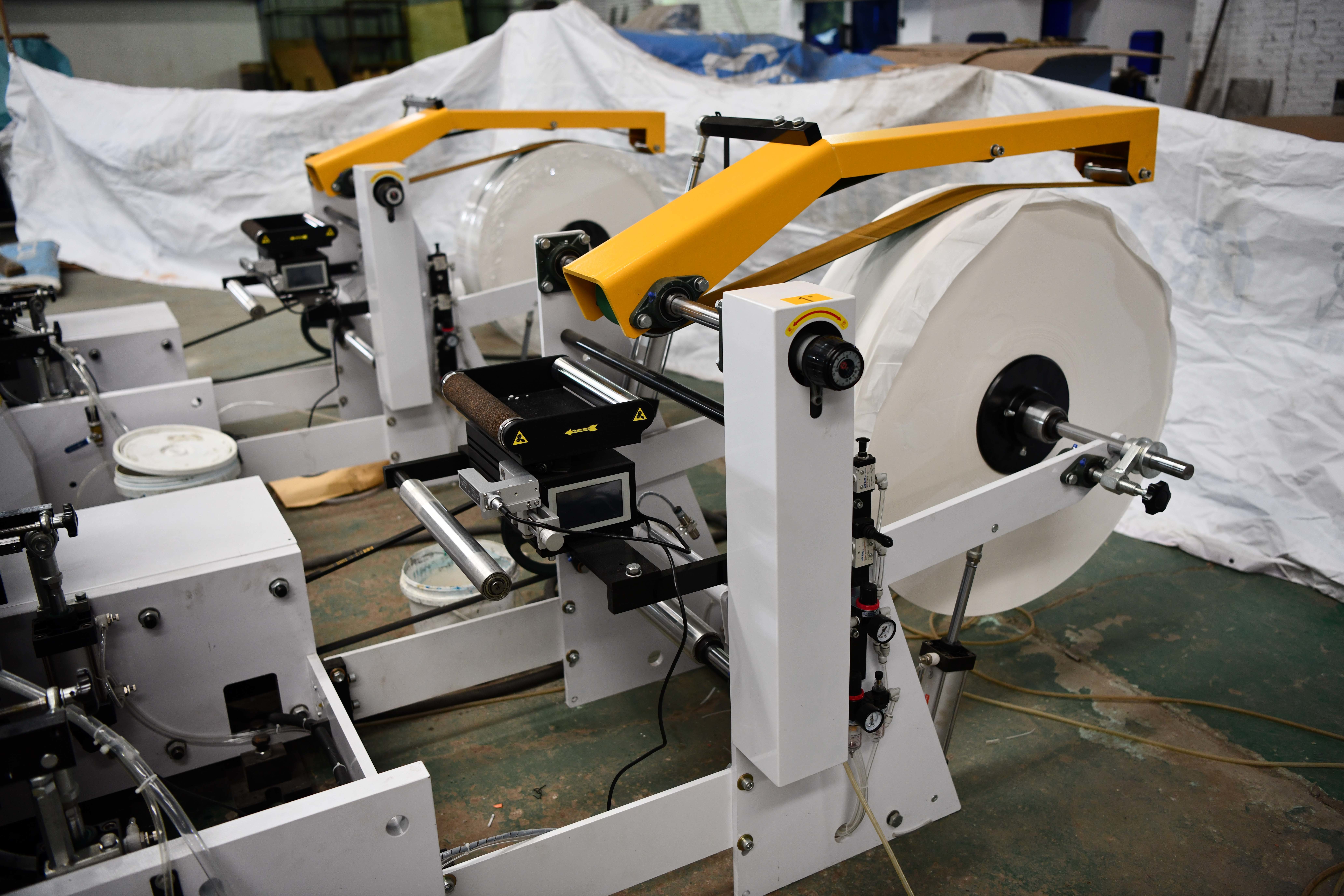 High Speed Automatic Printing Tissue Paper Napkin Making Machine With Automatic Transferring
