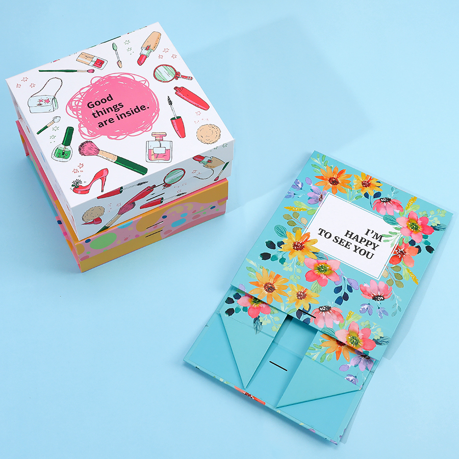 Custom Clothing Paper Gift Box with Luxury Foldable Design and Magnetic Closure