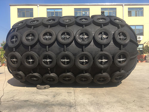 China Dredger Protection Yokohama Pneumatic Fender Boat Dock Buoys 1200mm*2000mm on sale