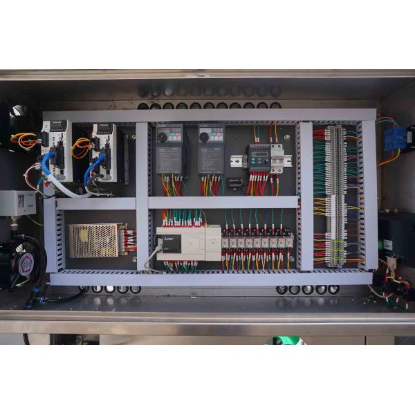 Liquid Cleaner Linear 6 Heads Paste Filling Machine Double Servo Driven