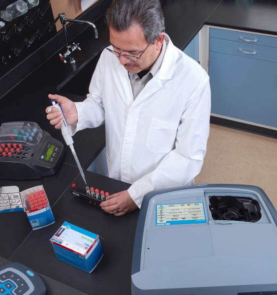 DR6000 Visible Spectrophotometer UV With Large Color Touch Screen Interface