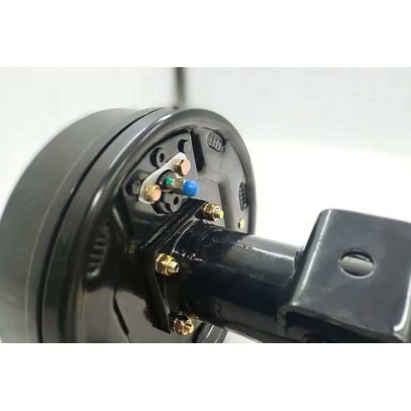 Directly from DAYANG 's in 220 Drum Oil Brake Rear Axle for Tricycle Spare Parts