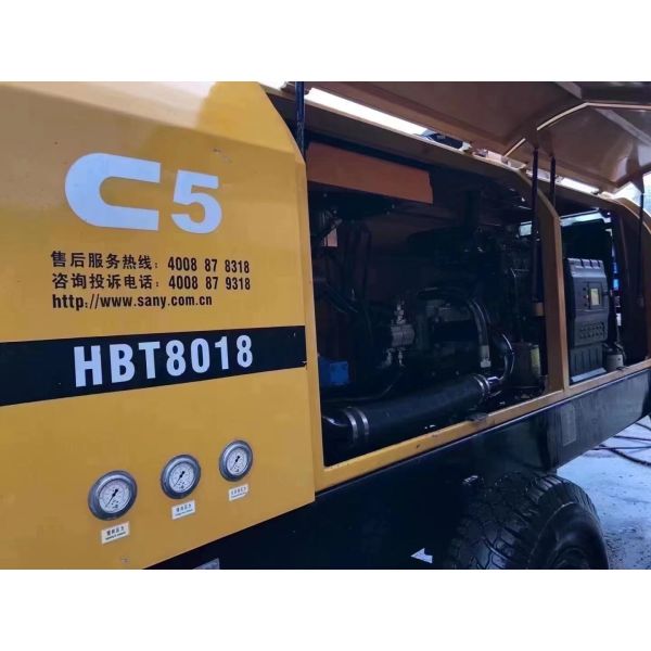 Shacman HBT8018 Used Trailer Concrete Pump Mixer 186 KW With Deutz Engine