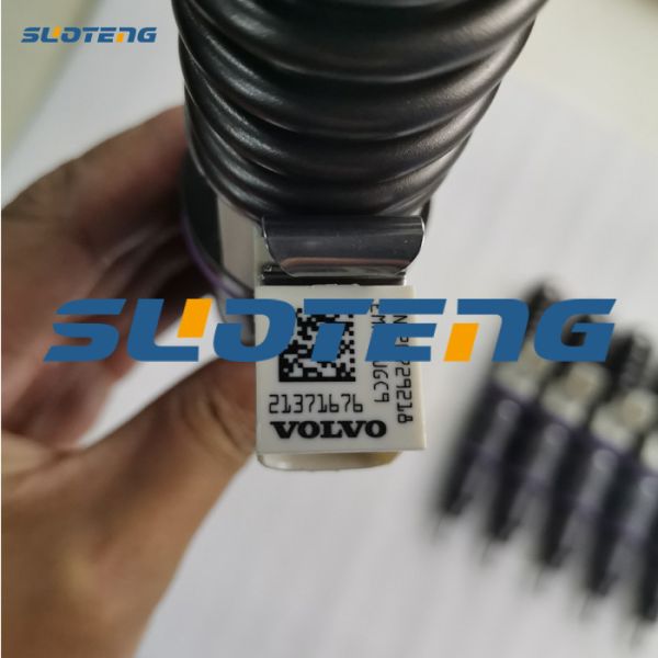 21371676 VOE21371676 Engine D13C MD13 Common Rail Fuel Injector