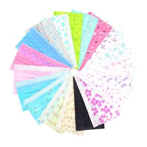 Anti Pollution Non Woven Medical Mask Ergonomic Multi - Pleated Design