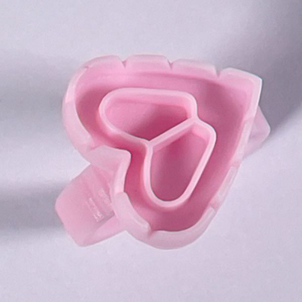 Disposable Heart Shape Tattoo Ink Cup Eyelash Grafting Glue Ring With Division Pink Plastic