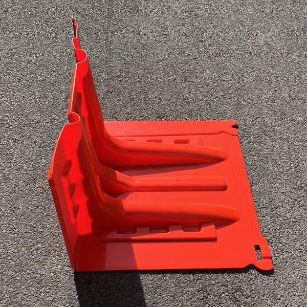 L Shape ABS Portable Movable Flood Barrier Water Diversion Barriers Flood Defence For Garage Subway Flood Risk Control