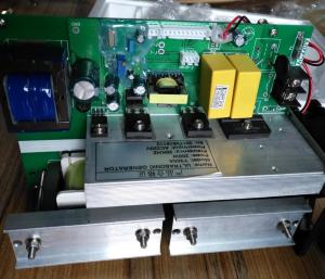 China 200W 28k Ultrasonic Frequency Generator With Fan Driving Transducer wholesale
