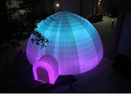 Outdoor Inflatable Bubble Lodge Party Tent , Blow Up Wedding Tent Exhibition Igloo