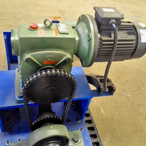 Huayang 100times/Min Weld Mesh Manufacturing Machine Wastebasket Iron Net