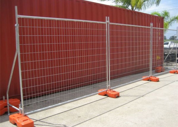 Portable 8ft Length Temporary Steel Fencing For Construction Sites