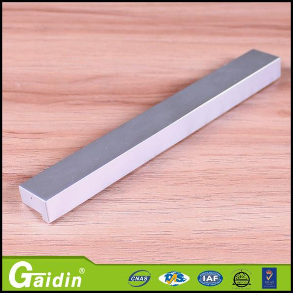 Quality highly recommend China factory aluminum alloy extrued profile universal furniture drawer handle pulls for sale