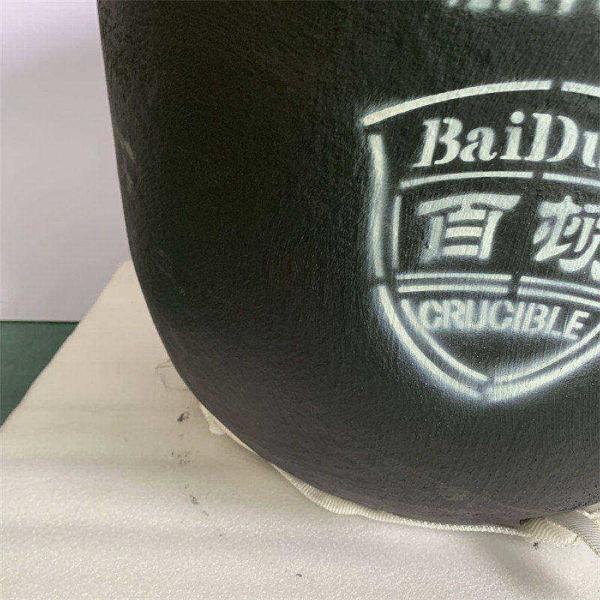 Circular Silicon Carbide Graphite Crucible 2.21g/cm3-2.25g/cm3 Density