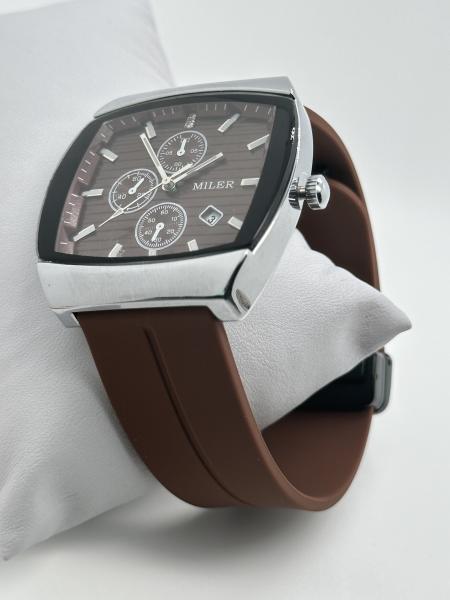 Quality Customized Quartz Wrist Watch Luminous Hands Band for Men with Battery Performance for sale