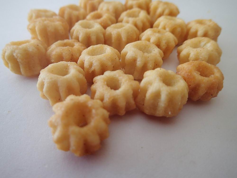 Japanese Snacks for Party Supermarkets Bars Crisp Puffed Rice Cracker Fries Grain Snacks