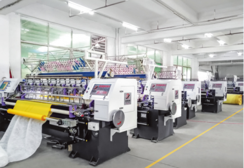 Industial Ultra High Speed Computerized Multi Needle Quilting Machine For Making Garment Hometextile