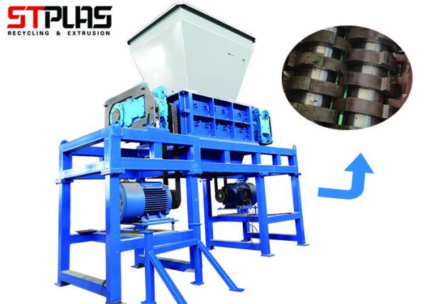 Quality Less Vibration Plastic Shredder With Double / Single Axis Compact Structure for sale