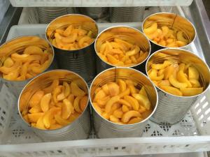 China 820g 850g Canned Yellow Peaches In Light Heavy Syrup on sale