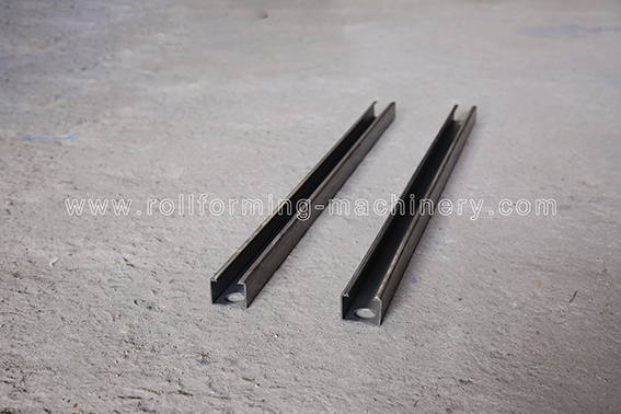 Shelf Rack Post Roll Forming Machine For C40 - C50
