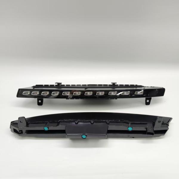 Day Running Light Assembly 4L0953041D 4L0953042D LED Turn Signal Light for Q7 Normal Front Bumper 2010-2015 11 LED