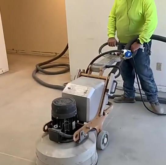 Quality Adjustable Handle Concrete Floor Polishing Machine With Planetary System for sale