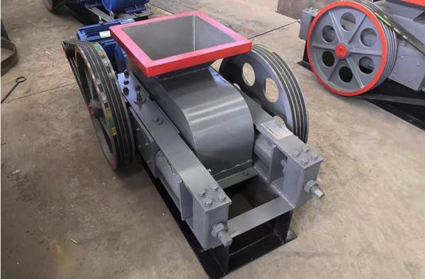 Quality Fine sand making crushing 2-roller crusher Large-scale sand making machine for sale