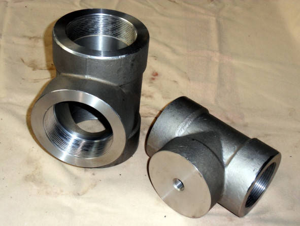 3000LB 2000LB Threaded SW Fitting ASME B16.11 ASTM A105 Elbow Cap Tee