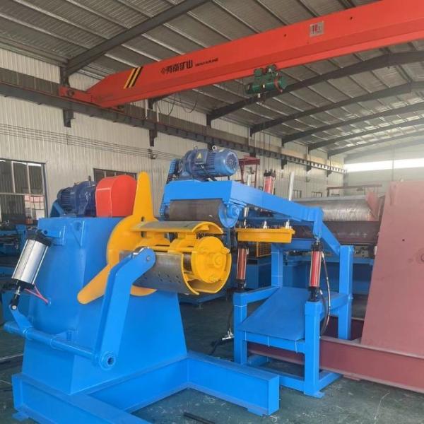 China Fully Automatic 5 Tons Hydraulic Decoiler Machine With Loading Cart wholesale
