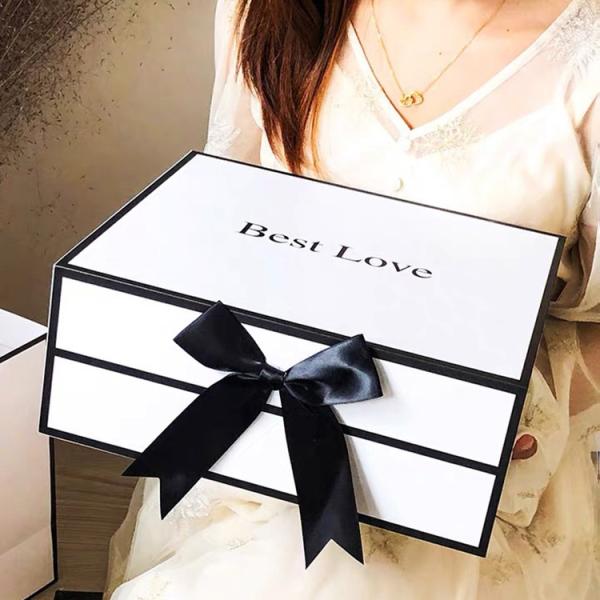 Flower Necklace Jewelry Tie Paper Keychain Magnetic Gift Box with Ribbon Box Type Rigid Boxes