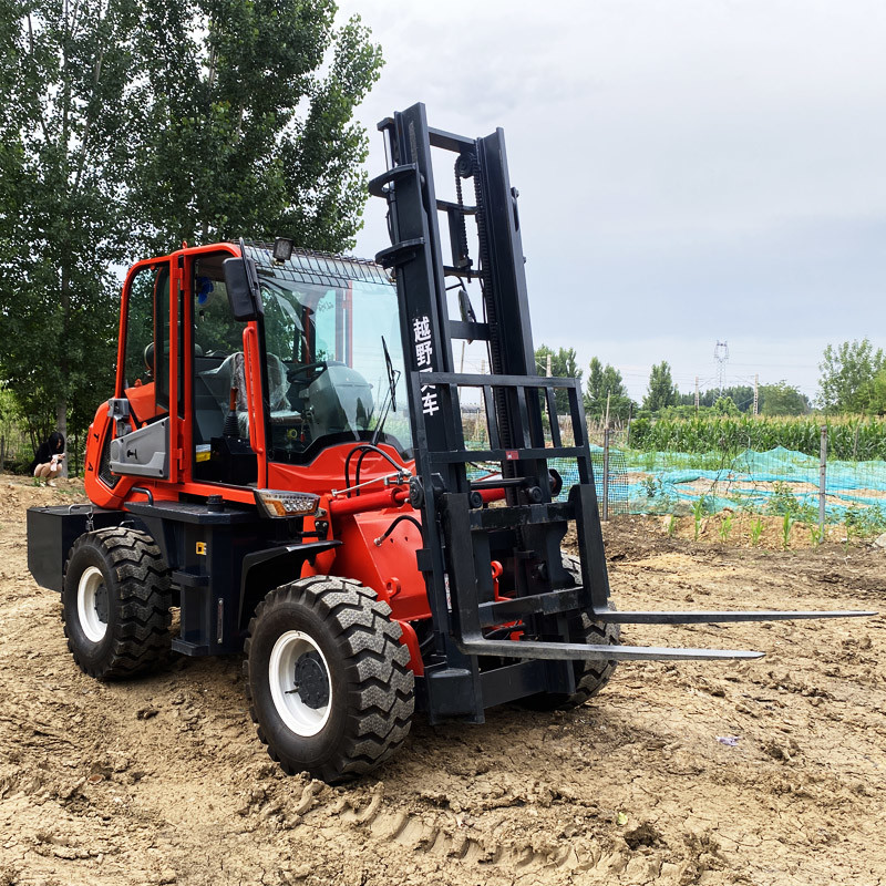 Rough Terrain Telescopic Off Road Forklift 3m Small