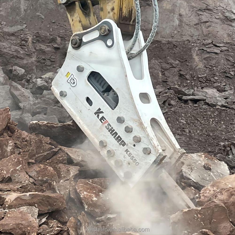 Box Type Hydraulic Breaker for Heavy Duty Construction with Wear Resistant Alloy and 155Mm Chisel for Superior Performance