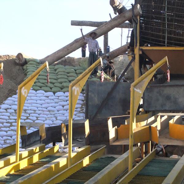 Gold Diamond Mining Machinery for Land Mining Made from Oil Resistant Carbon Steel