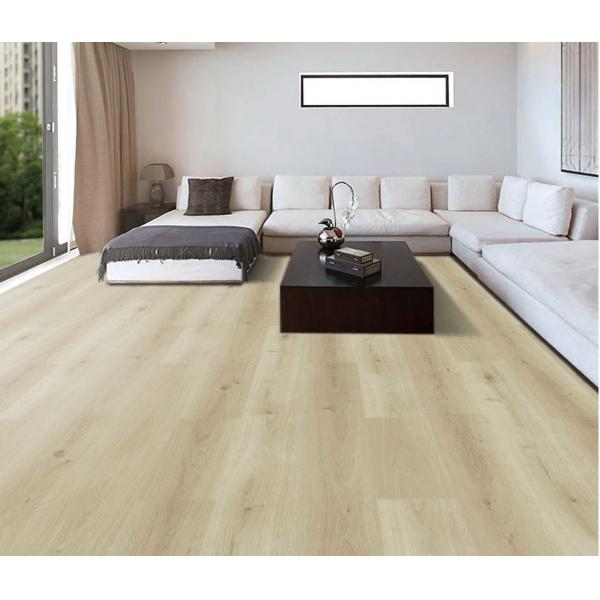 China Non-Slip SPC Vinyl Plank Flooring Waterproof Wear-Resistant on sale