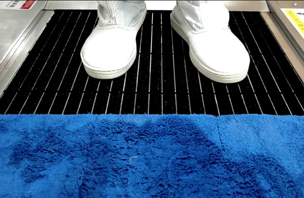 Immersion / Soak Type Sole Cleaning Machine Inside Air Shower NO Handrail