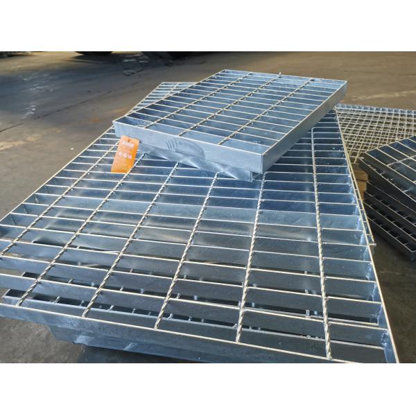 Industrial Platform Stair Treads Steel Grating 5mm Thick For Railway Bridge