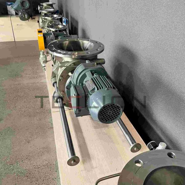 Removable rotor, mirror polished rotary valve with inner cavity