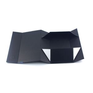 China Cute Stock Rigid Setup Boxes , Magnet Cube Gift Boxes With Lids 13*13*5.3CM wholesale