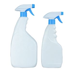 China Cleanser Detergent Plastic PE Spray Bottle With Nozzle 950ml 500ml wholesale