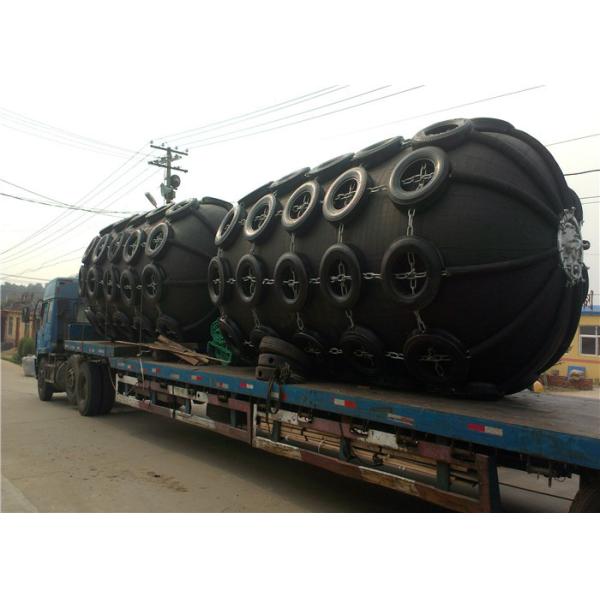 Rubber Pneumatic Marine Fender Dock Defense Boat Fender With Tyre To Vessel Mooring / Moor