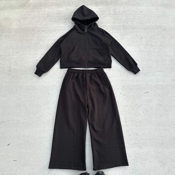 Clothing Manufacturers Custom 100 Cotton Zip up Crop Plain Streetwear Sweat Suits Women Hoodie and Sweatpants Set Tracksuit