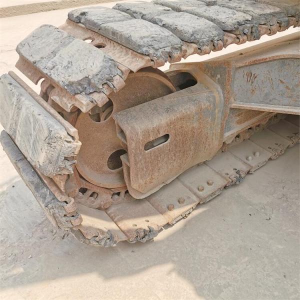 Get Your Hands on This 14 Ton Komatsu PC138 Second Hand Excavator with Cummins Engine