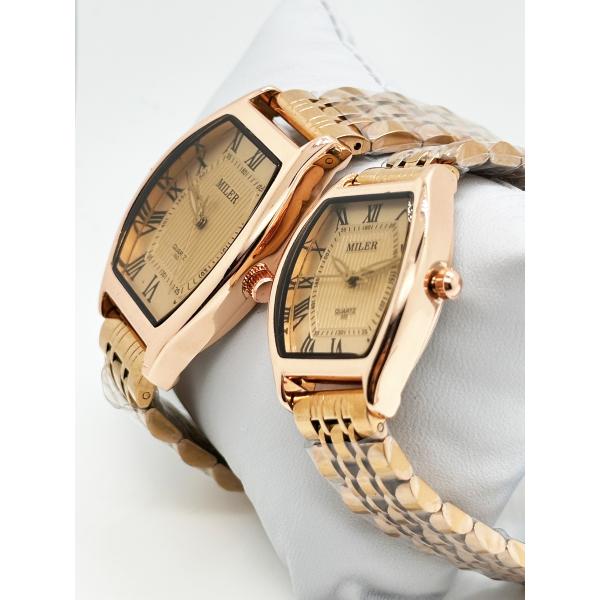 Elegant Analog Quartz Stylish Couple Watch With Stainless Steel Case And Buckle Strap